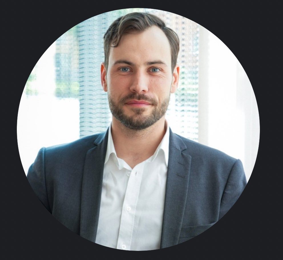 Dr. Mario Winkelhaus — Leader of your Agent Consulting Team